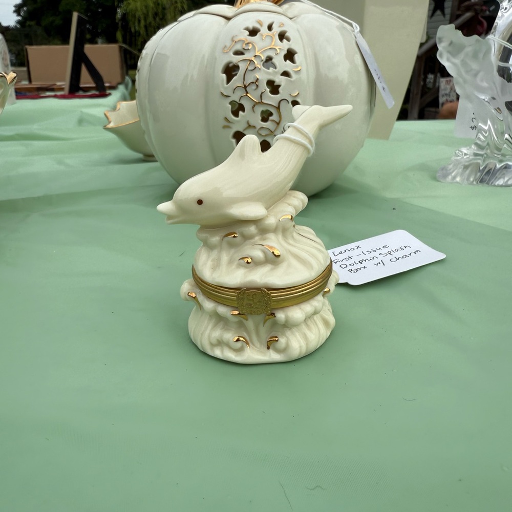 Lenox Treasures Dolphin Splash Trinket Box and Lenox Dolphin Figurine 2pcs